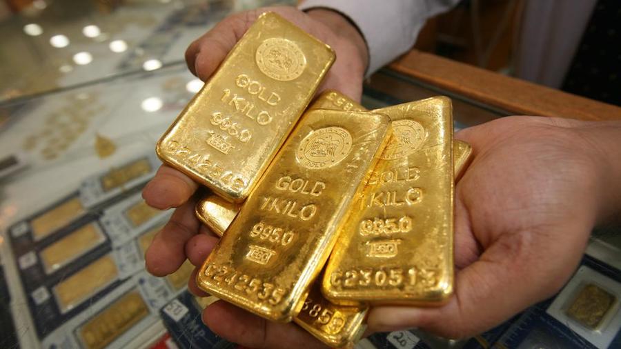 Giá vàng hôm nay (18/5): Trung Quốc đáp trả áp thuế 60 tỉ USD, vàng thế giới lao dốc