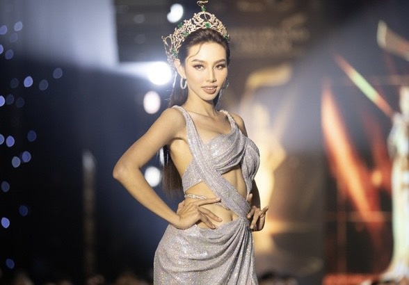 Hoa hậu Thùy Tiên đề nghị xử phạt 2 chủ tài khoản Facebook