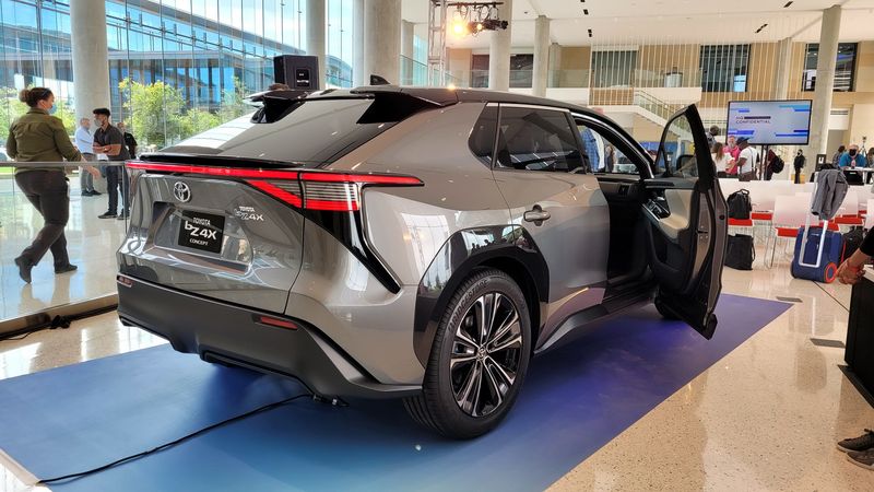Xe điện Toyota bZ4X sẽ xuất hiện tại triển lãm VMS 2022 có gì đặc biệt?